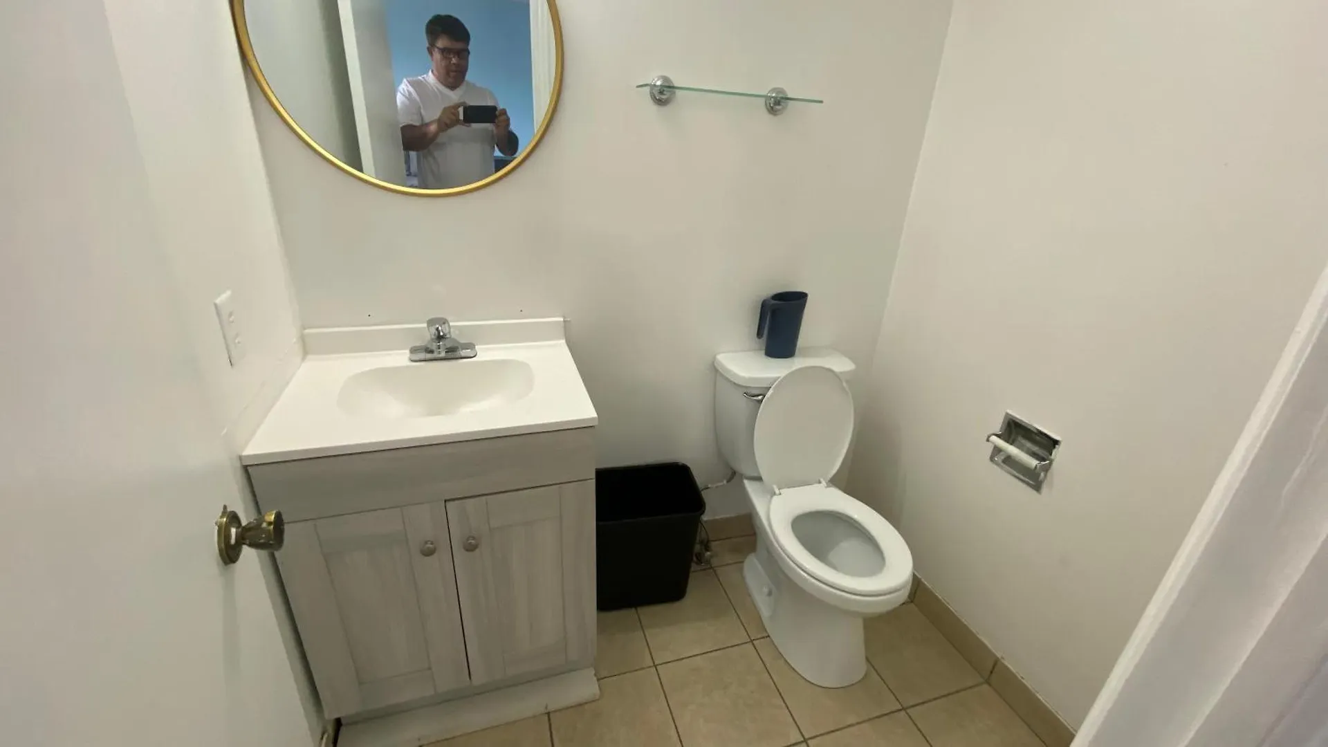 Homestay Shelby Apartment Mississauga